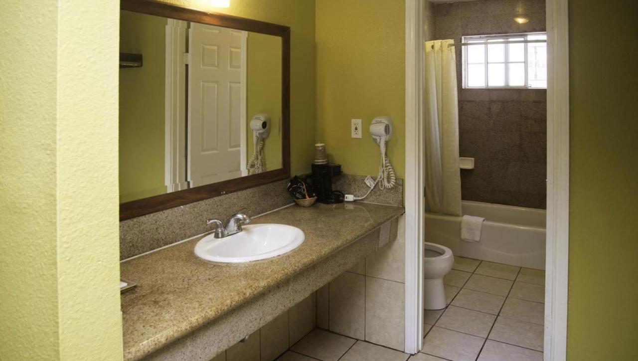 Motel Kings (adults Only) Inglewood